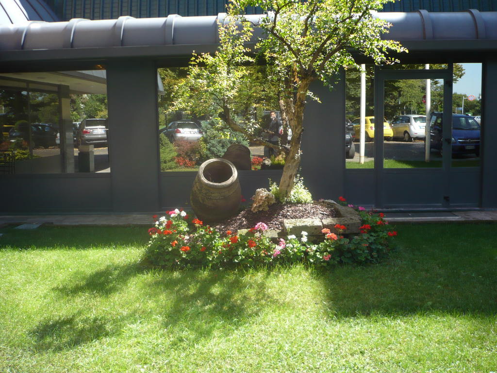 Santa Barbara Hotel San Donato Milanese Exteriér fotografie